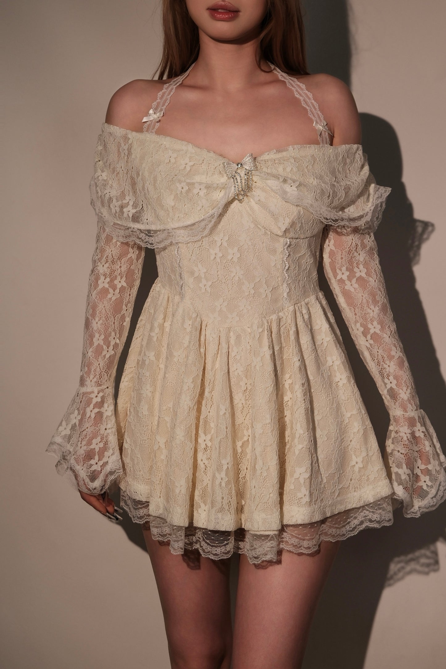 Off-Shoulder Lace Halter Neck Dress