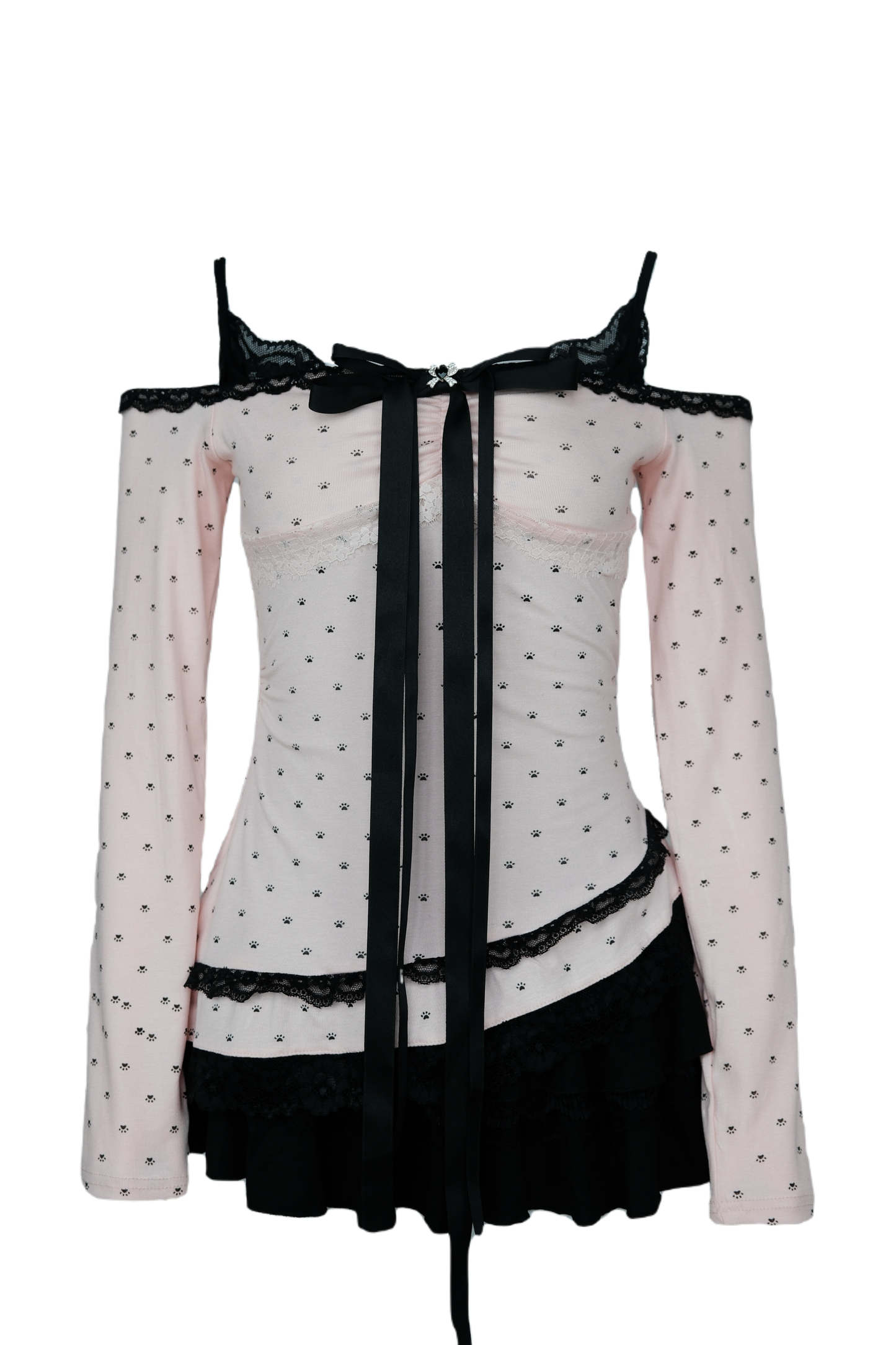Polka dot top & lace puff skirt outfit