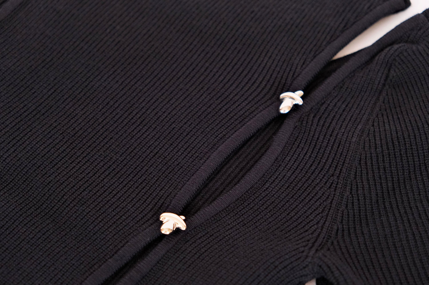 Elegant backless black knitted top