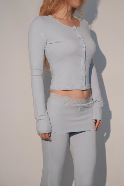Cozy long sleeves & foldover pant outfit