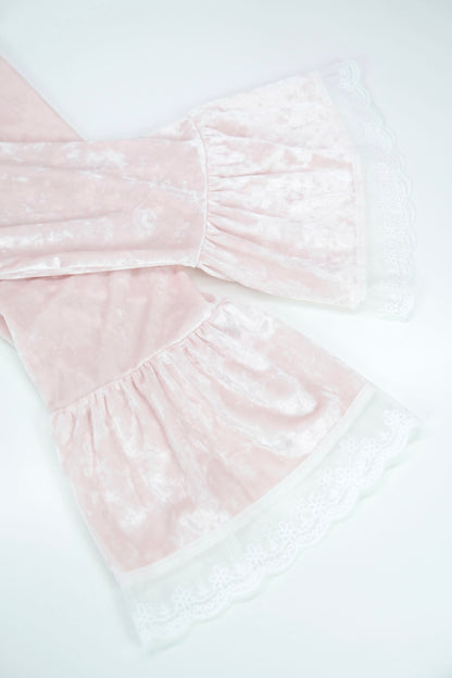 Bow-Detailed Lace Thermal