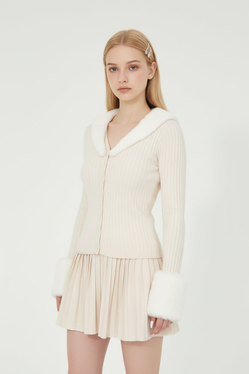 Plush Collar Knit Set with Pleated Skirt