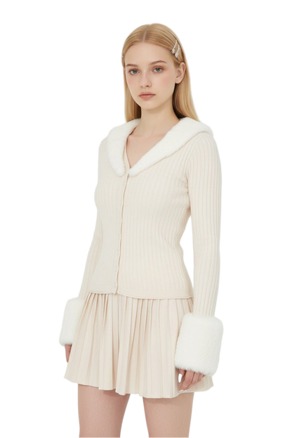 Plush Collar Knit Set with Pleated Skirt