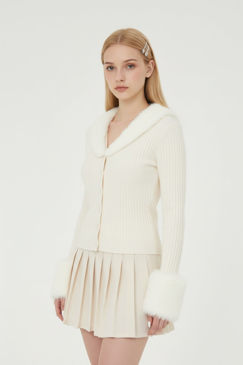 Plush Collar Knit Set with Pleated Skirt